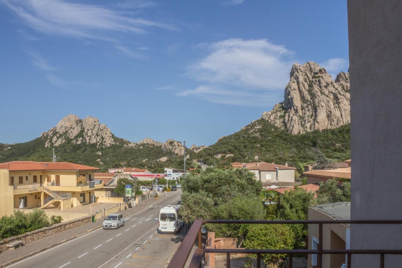 Ferienwohnung Piccola Petra Sarda San Pantaleo Exterior foto